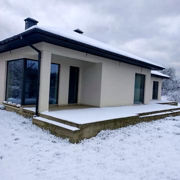 Олега Онікієнка вул.