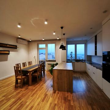 Олександра Богомольця вул., 22