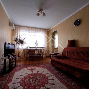 Олексія Різниченка вул. (Співдружності), 32