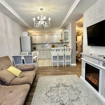 Драгоманова вул., 10