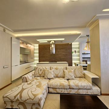 Юрія Шумського вул., 1-Б