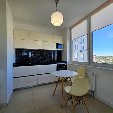 Валерія Лобановського просп., 150-Д