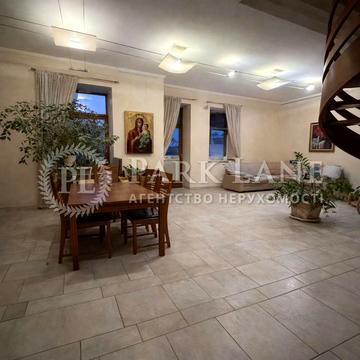 Хрещатик вул. (Kreschatic), 15