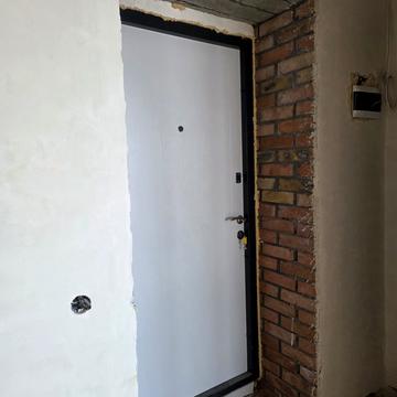 Озерна вул., (Будинок 1)