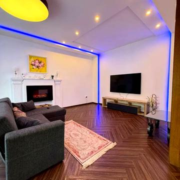 Поперечна вул.