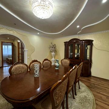 Головна вул., 275