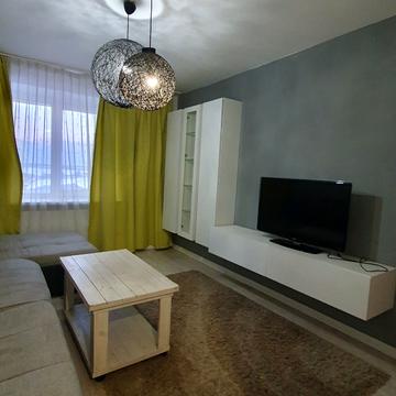 Сергія Корольова вул., 10