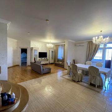 Євгена Коновальця вул. (Щорса), 32-Г