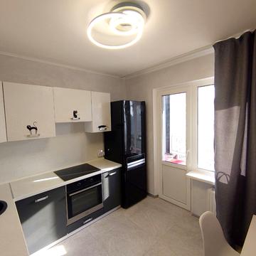 Бориса Гмирі вул., 14
