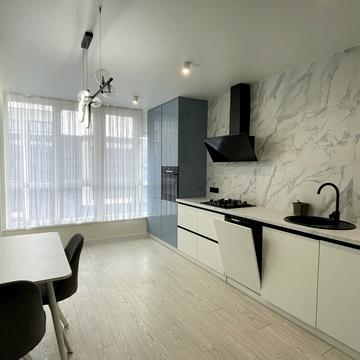 Героїв Миколаєва вул., (Будинок 3)