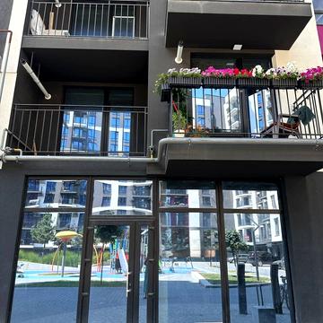 Юліана Пелеша вул., 3