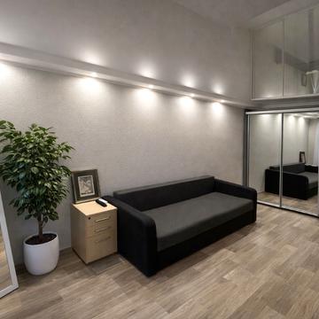 Богдана Хмельницького просп. (Героїв Сталінграда), 20