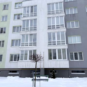 Карла Мікльоша вул., 3