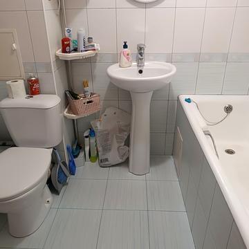 Оболонська пл. (Дружби Народів СРСР), 3