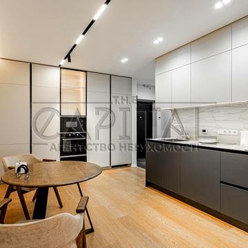 Голосіївський просп. (40-річчя Жовтня), 76