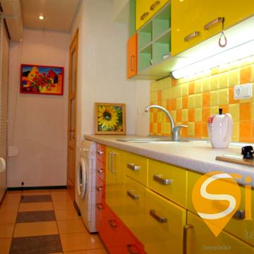 Костянтина Великого вул.