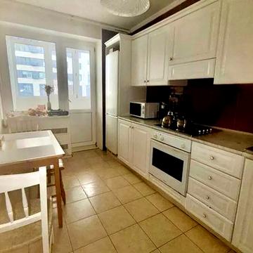 Антоновича вул. (Горького), 88