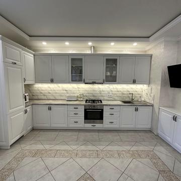 Героїв України просп. (Героїв Сталінграду), 13-Ж