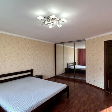 Юлії Здановської вул. (Ломоносова), 24