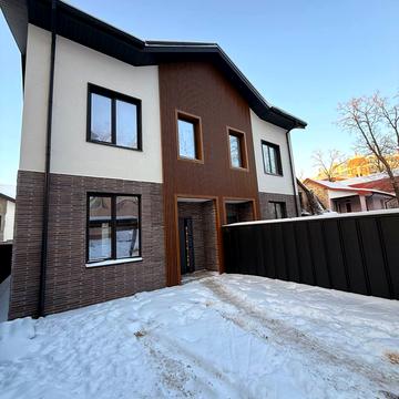 Академіка Ромоданова вул. (Льва Толстого), 44