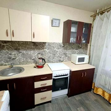 Юрія Кондратюка вул. (Комунарівська), 10