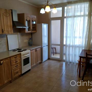 Академіка Глушкова просп., 9-Г