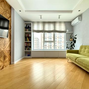 Європейського Союзу просп. (Правди), 45-А