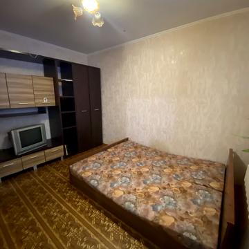 Анни Ахматової вул., 14-Б