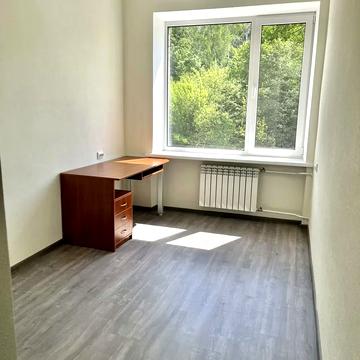 Холодноярська вул. (Кайсарова), 11