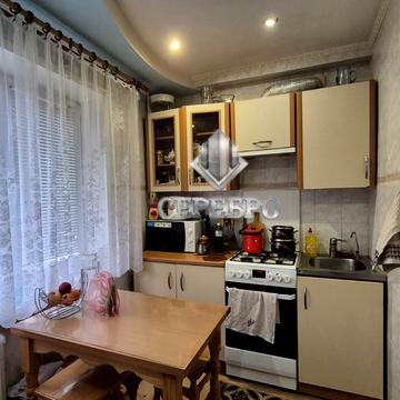 Добровольчих батальйонів вул., 50