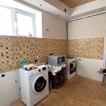 Ніжинська вул., 26