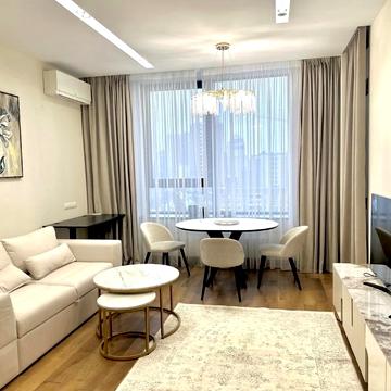 Ділова вул. (Димитрова), 1/2