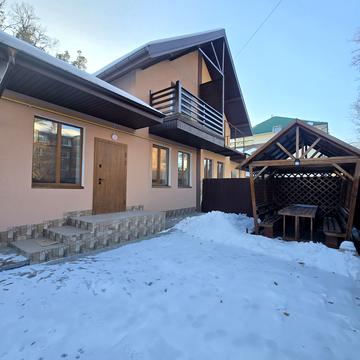 Полтавська вул., 29