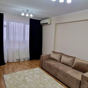 Щоголєва вул., 10/12