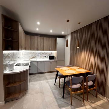 Європейського Союзу просп. (Правди), 49