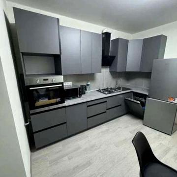 Щаслива вул., (Будинок 14/2)