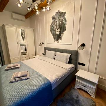 Городоцька вул., 12