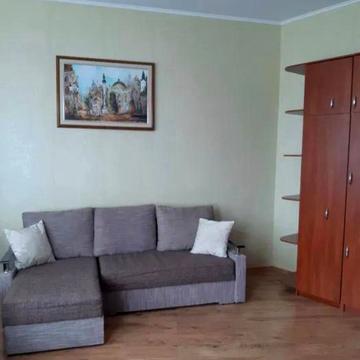 Соняшникова вул., 20