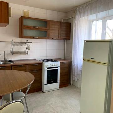 Василя Грунтенка вул. (Вознюка), 1