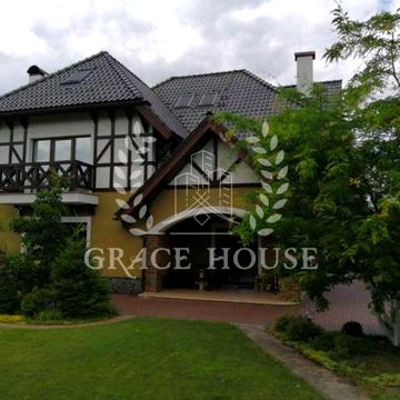 Лютнева вул.