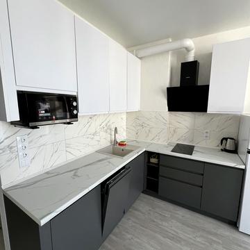 Камянська вул. (Дніпродзержинська), (Будинок 4)