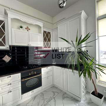 Головна вул., 9