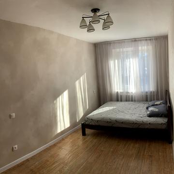 Стеценка вул., 24