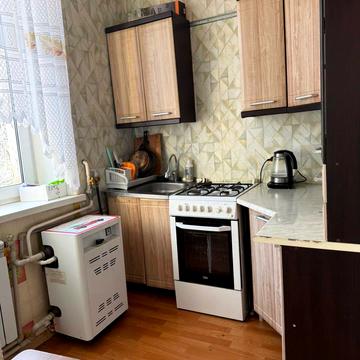 Юрія Савіцького вул. (50-річчя Жовтня), 52