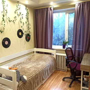 Політехнічна вул. (Воїнів-Інтернаціоналістів), 4