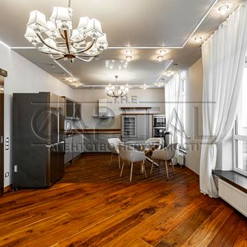 Андрія Верхогляда вул. (Михайла Драгомирова), 5