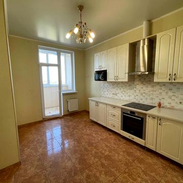 Академіка Корольова вул., 5/4