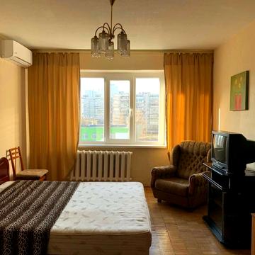 Вишняківська вул., 12-А