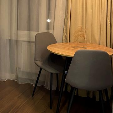 Гоголівська вул., 11