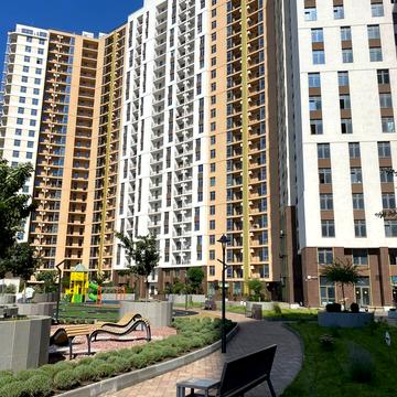 Краснова вул., (67 перлина)